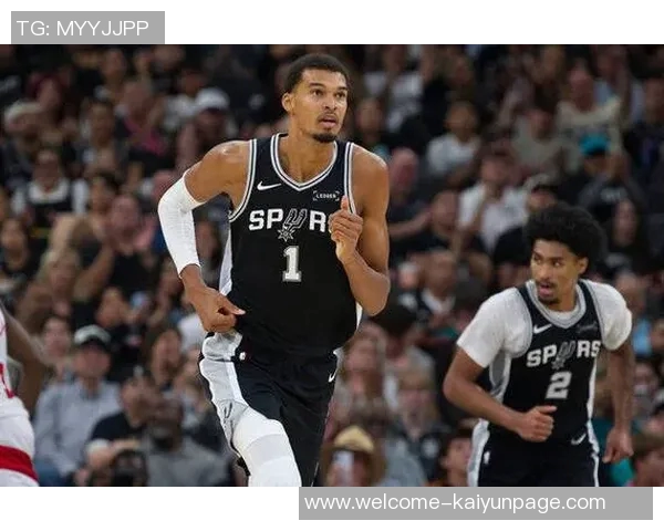 文班亚马:首次赢球超越输球我们的努力正在收获成果 文班亚马:首次赢球超越输球我们的努力正在收获成果