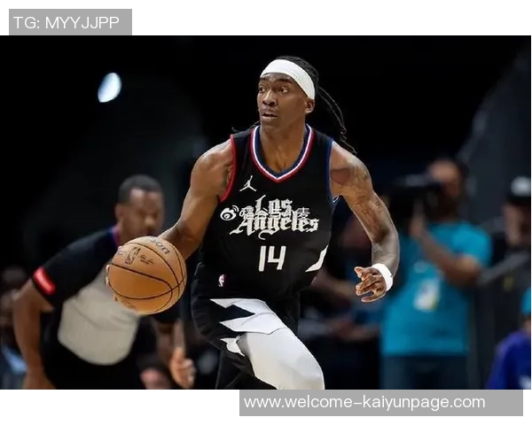 福克斯反思逆转失利强调球队需提升终结能力与调整策略